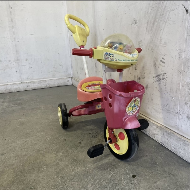 ** Gifu departure .- chocolate lantern / stroller / toy for riding / child tricycle / for infant / vehicle / handcart /.. taking . stick attaching / present condition goods R5.3/20*
