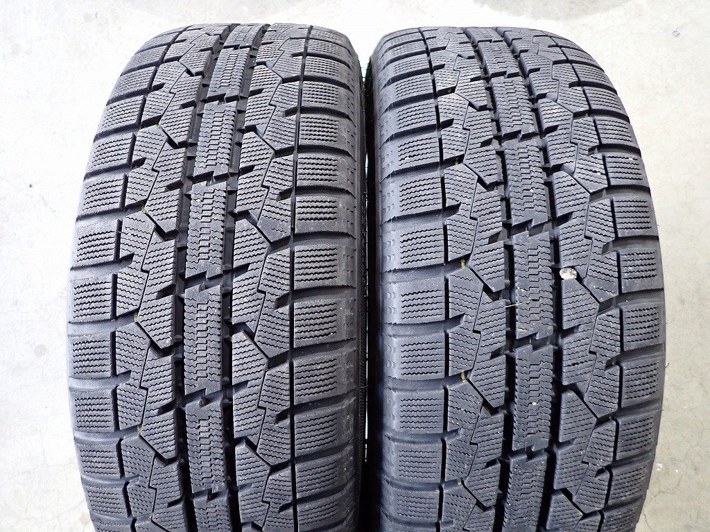 YS3846【送料無料215/50R17】プリウスα SAI ジェイドなどに TOYO 中古スタッドレス ▼17×7J 114.3/5H ET38▼1円スタート_画像3