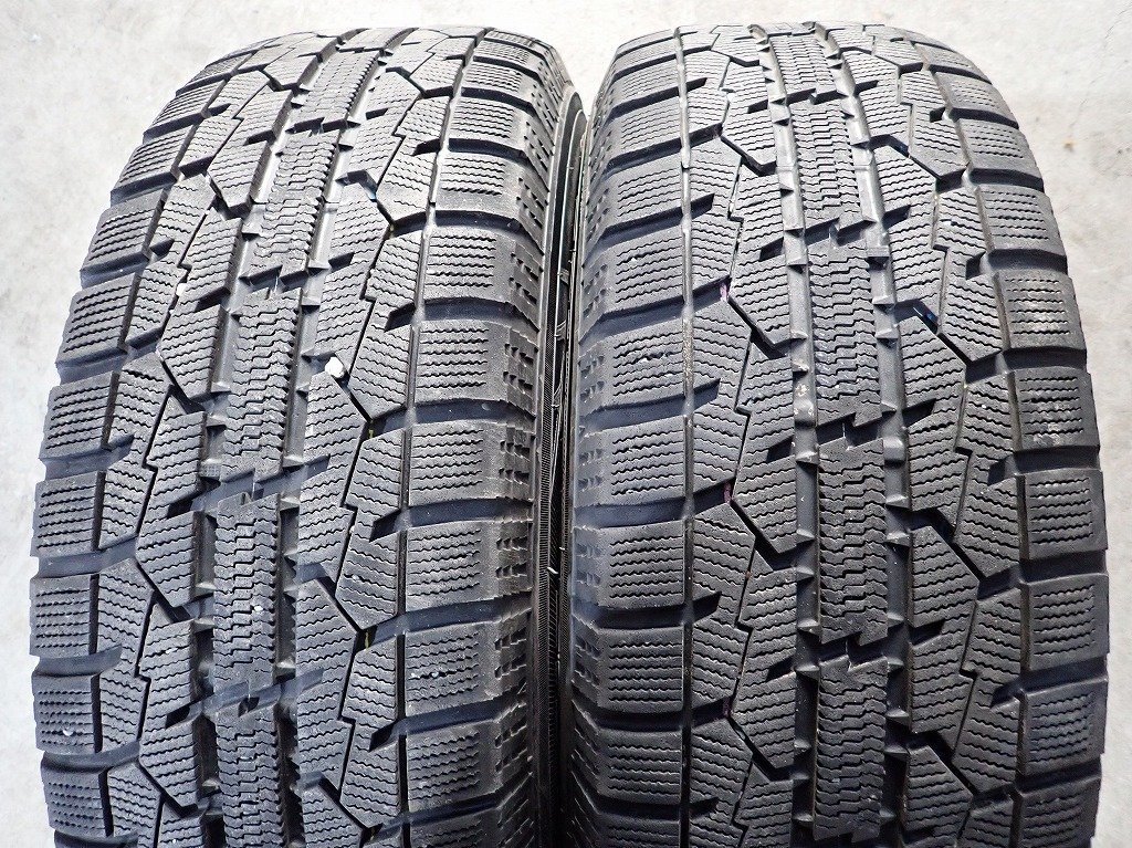 YS3890【送料無料205/65R15】ステップワゴン ストリームなどに TOYO 中古スタッドレス ▼15×6J 114.3/5H ET53▼1円スタート_画像3