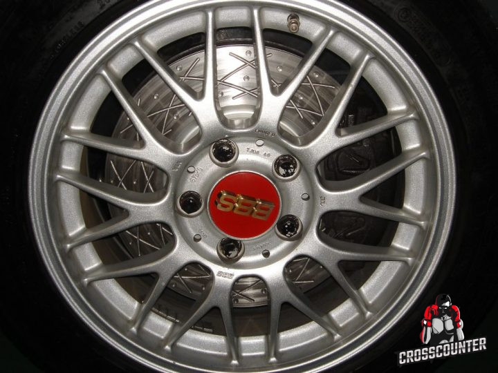 E46 (M3) BL32 コンペティティションパッケージ ディスク径345mm に適合 VOING クロスカウンター スリット&ディンプルブレーキローター E46 (M3) BL32 コンペティティションパッケージ ディスク径345mm に適合 VOING クロスカウンター スリット&ディンプルブレーキローター