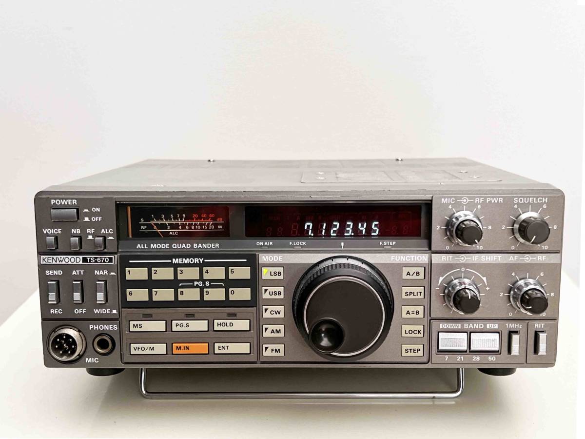 ★KENWOOD TS-670 ALL MODE QUAD BANDER　7/21/28/50Mhz帯　SSB/FM/AM送信可能　BAND切替リレー交換済等　整備品　現状！！_画像2