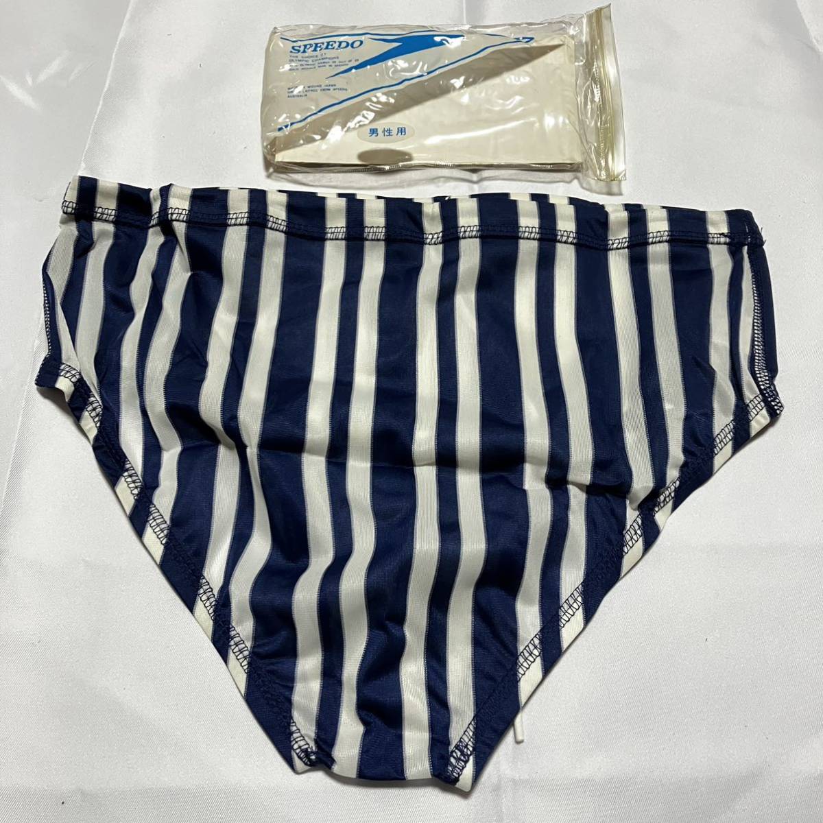 MIZUNO SPEEDO 競泳水着 KSM-0714 Mサイズ 紺×白 旧ロゴ ヴィンテージ 当時物 日本正規品 競パン ミズノ スピードの画像4