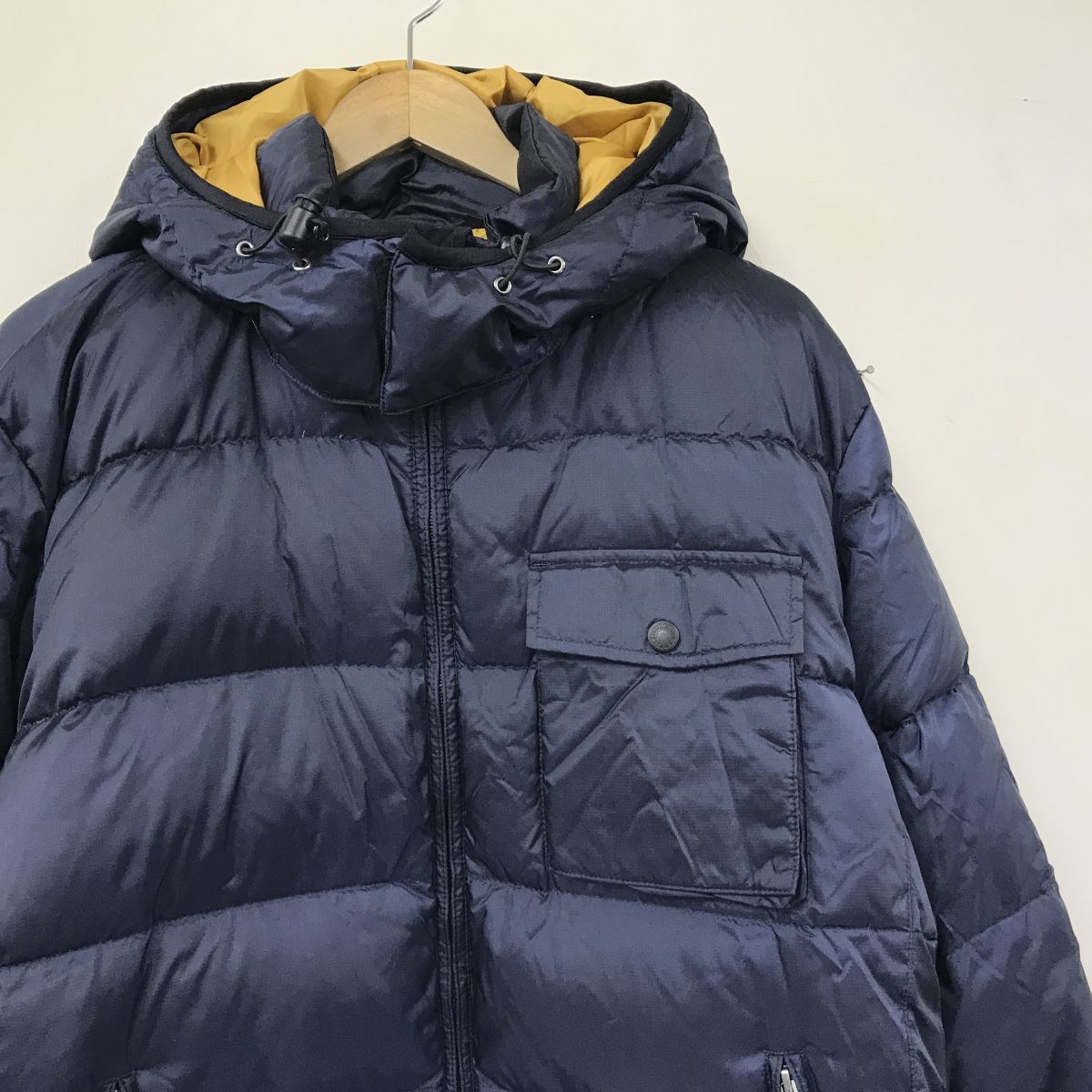 N2453-N◆美品◆ Eddie Bauer エディーバウアー ダウンジャケット ワッペン 厚手 フード取り外し可 ◆sizeM ネイビー 紺 ナイロン メンズ_画像3