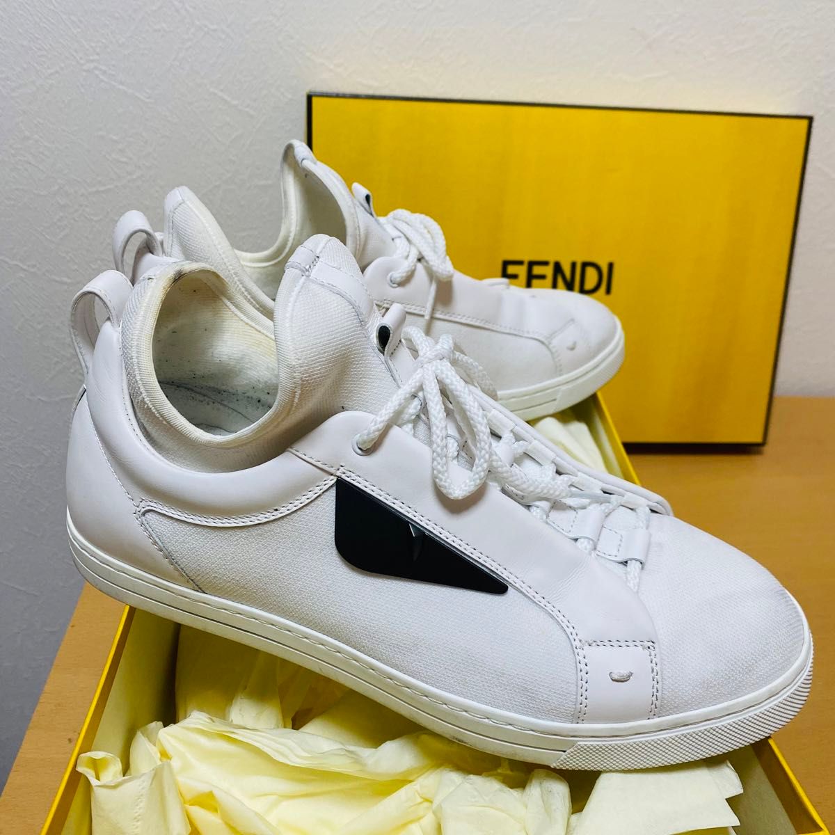 フェンディ FENDI バグズモンスター スニーカー 正規品 白 フェンディ FENDI バグズモンスター スニーカー 正規品 白
