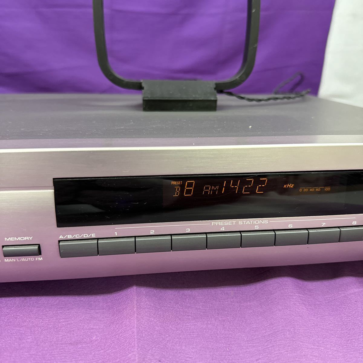 ◆中古 YAMAHA/ヤマハ チューナー TX-480 NATURAL SOUND AM/FM STEREO TUNER オーディオ機器 132-37の画像3