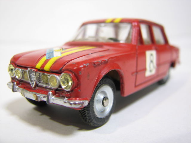 ビンテージ ディンキー DINKY ALFA ROMEO GIULIA TI アルファロメオ ジュリア 1/43 1970年代 フランス製_画像2