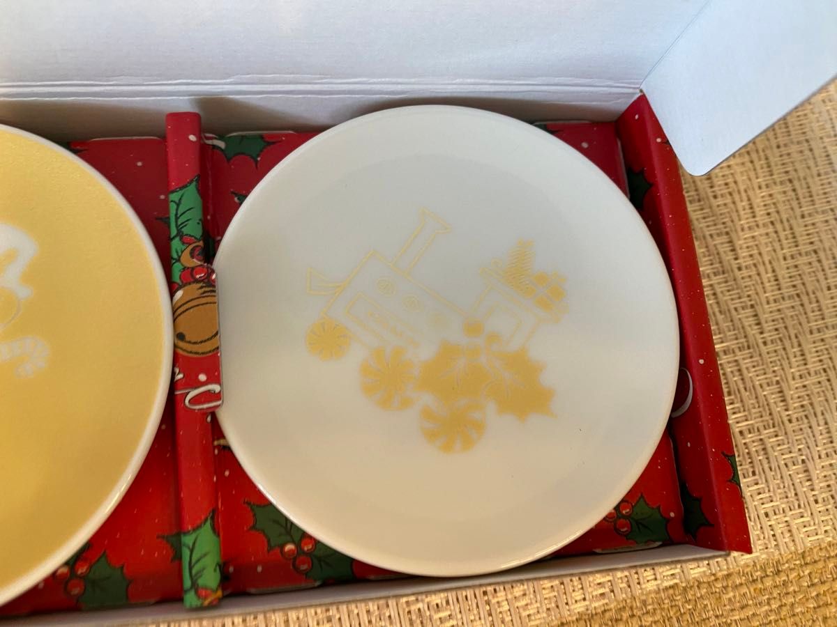 コーチ　クリスマスギフト小皿3個　非売品　　新品・未使用品