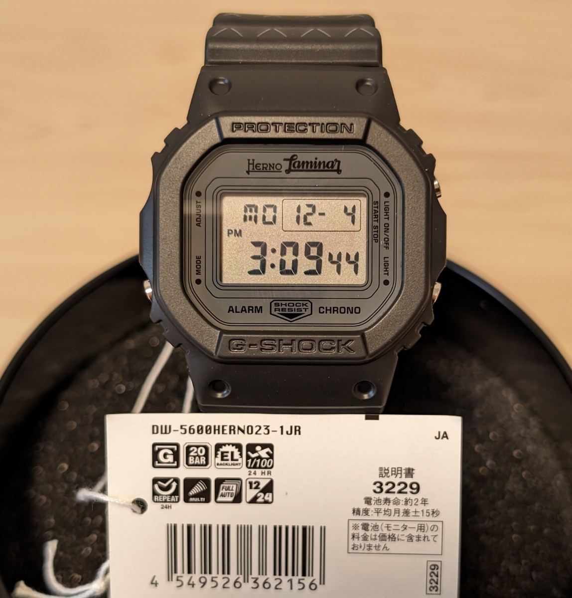 新品 CASIO G-SHOCK DW-5600HERNO23-1JR 缶ケース付 メンズ 腕時計_画像3