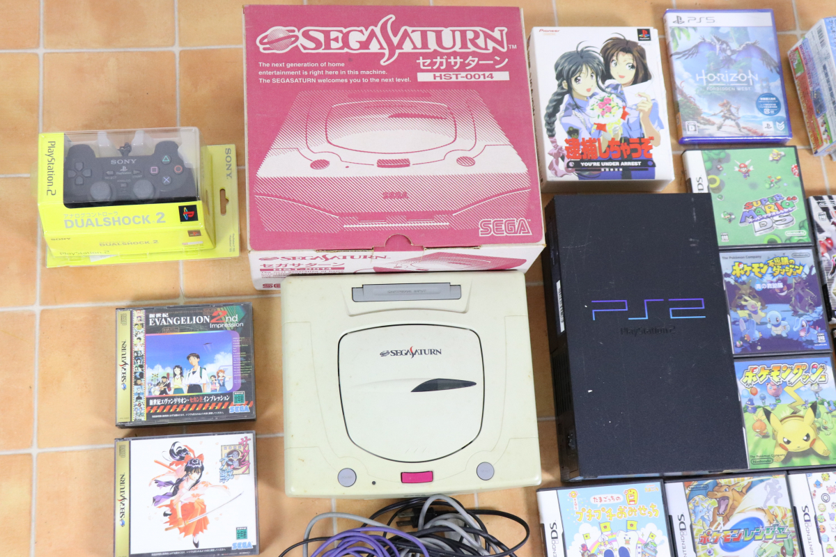 ゲーム機 ソフト まとめ NINTENDO DS GAME CUBE/ SONY PLAYSTATION 2/ SEGA SATURN セガサターン ポケモン PS2 たまごっち 005JLNJX49_画像2