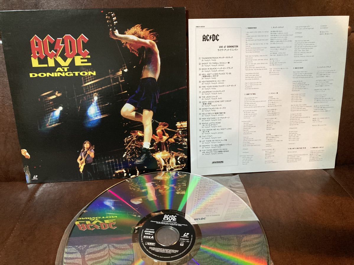 美盤ＬＤ★AC/DC  ライヴ アット ドニントン ロックフィルム  LIVE AT DONINGTON // AMLY-8059 JPN VGの画像1