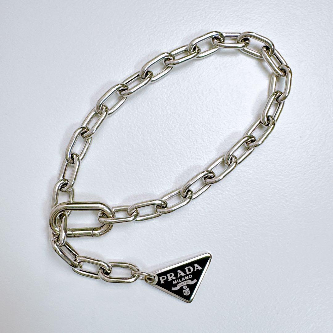 プラダ PRADA ブレスレット Sサイズ 三角ロゴ プレート シルバー プラダ PRADA ブレスレット Sサイズ 三角ロゴ プレート シルバー