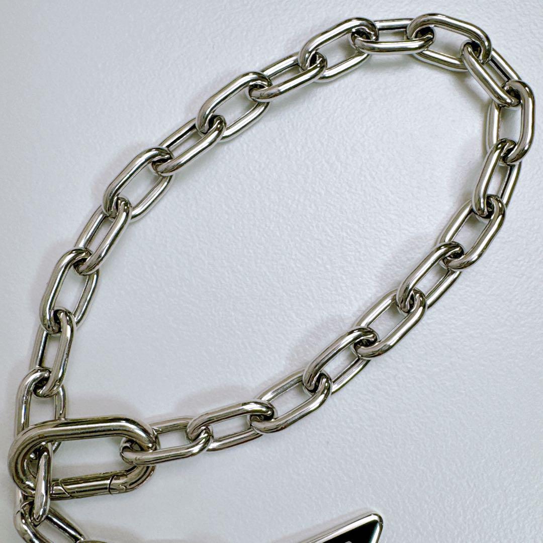 プラダ(Prada) 三角 プレート ロゴ SV ブレスレット 925 2JB357 プラダ(Prada) 三角 プレート ロゴ SV ブレスレット 925 2JB357