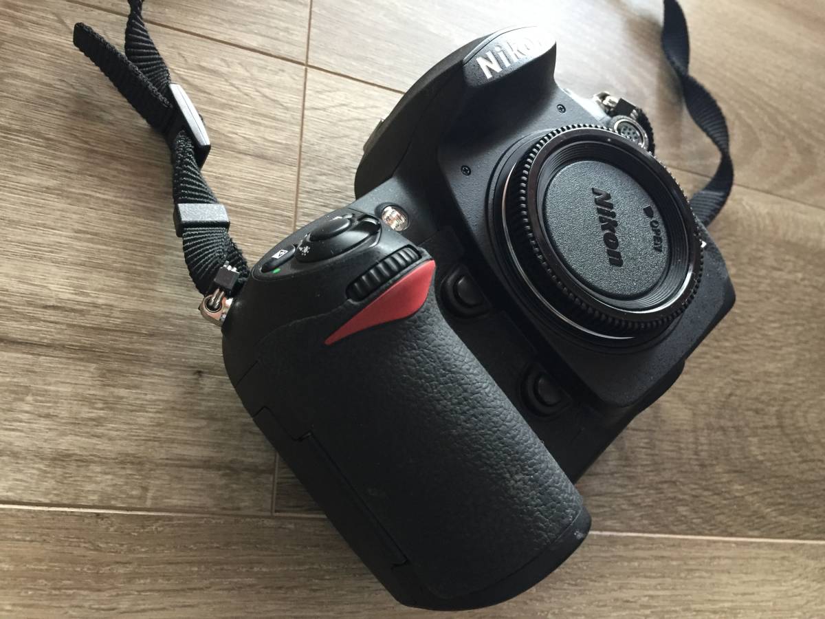 Nikon　D200　ニコン ボディ　カメラ　中古_画像2