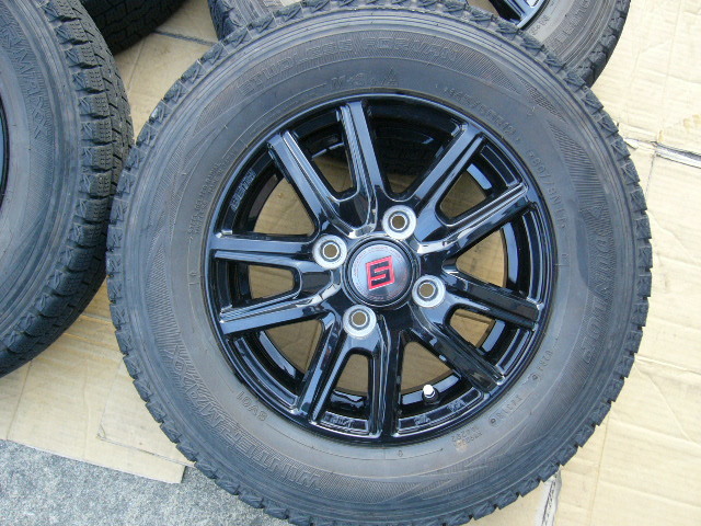 145/80R12 12×3.5OB　PCD100 4H インセット45 アルミ付き中古スタッドレス4本_画像2