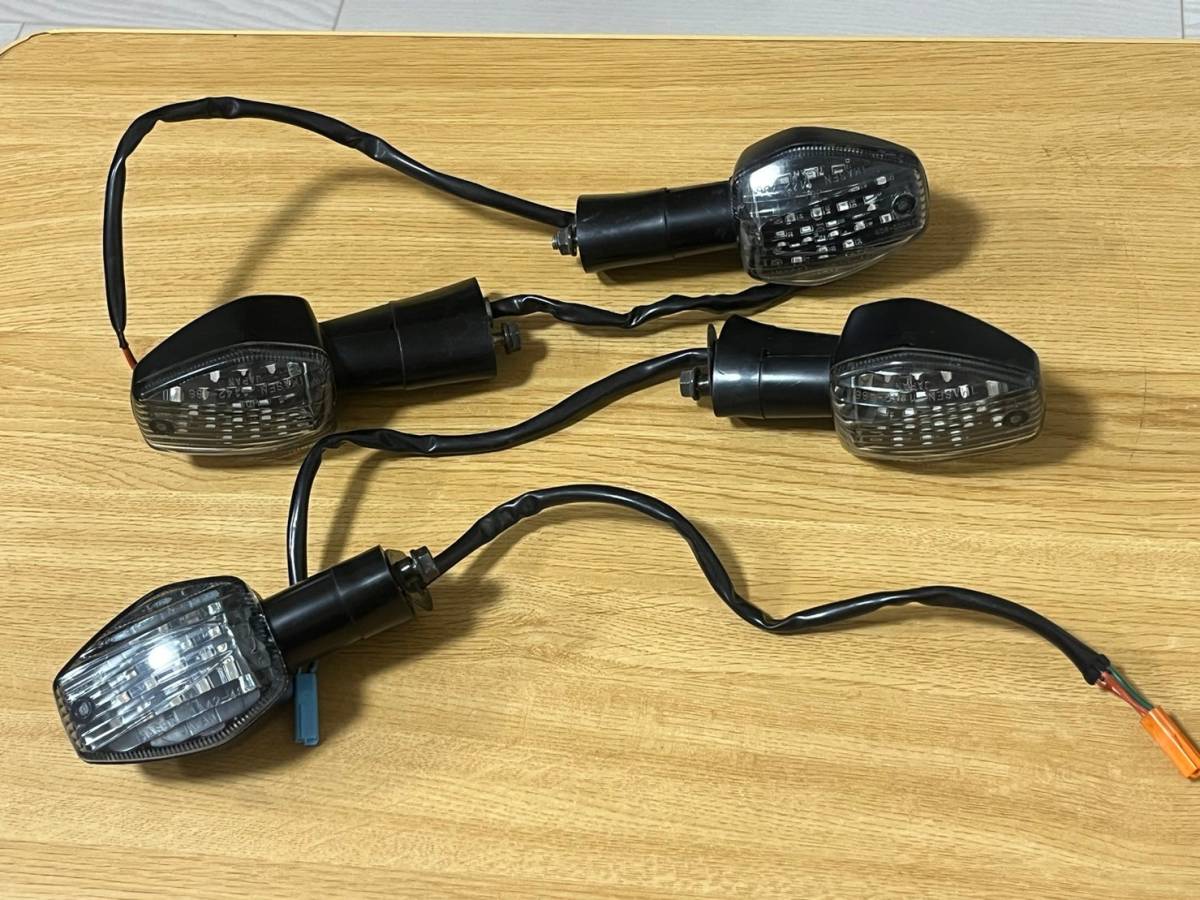 CB1300 純正ウィンカー　LED 中古　SC54 05年式_画像1