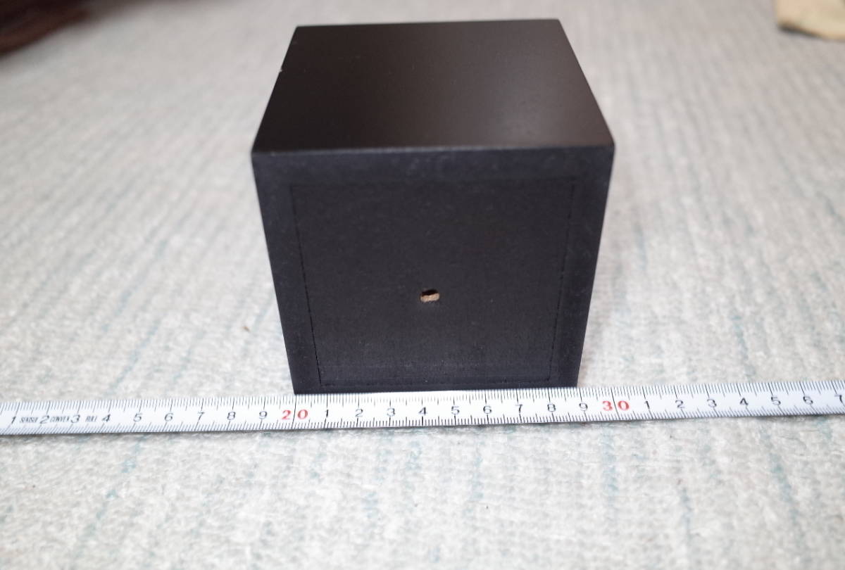  small size speaker enclosure 29. angle hole diameter approximately 67. board thickness 8.MDF black painted 