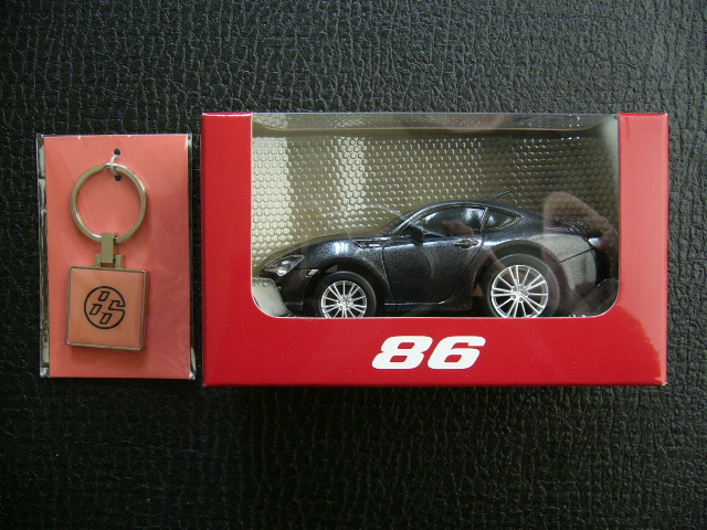 非売品■TOYOTA　86　キーリング＆プルバックカー　2個セット■トヨタ　86_画像1