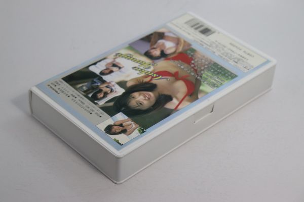 ■ビデオ■ＶＨＳ■ＶＩＤＥＯ ＩＤＯＬ スコラ 柳明日香 Ｌｏｃａｔｉｏｎ Ｄｉａｒｙ■柳明日香■中古■の画像4