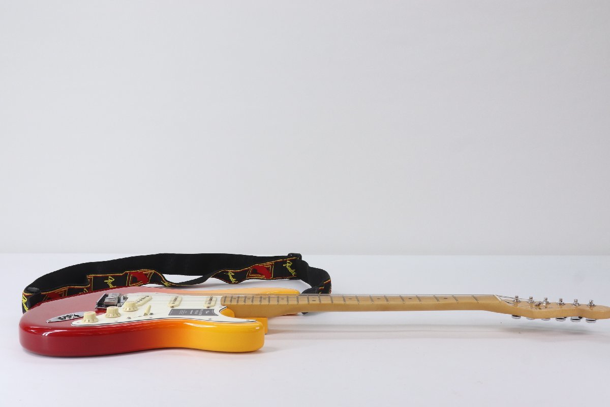 Fender フェンダー Player Plus プレイヤープラス Stratocaster ストラトキャスター Tequila Sunrise エレキギター ソフトケース付 0539-HA_画像4