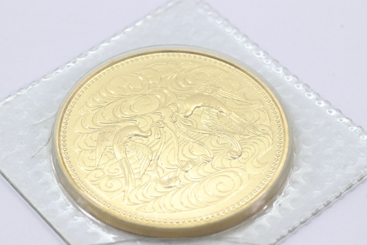 日本国 天皇陛下御在位六十年記念 十万円 10万円 記念硬貨 金貨 昭和61年 20g 純金 ブリスターパック 1088-N_画像5