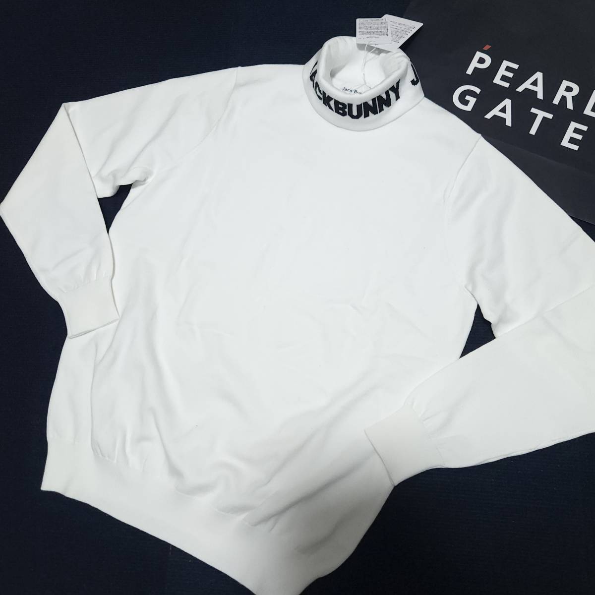 正規品　新品　PEARLY GATES　パーリーゲイツ　ジャックバニー　メンズ　タートルネックセーター　お洒落なロゴデザイン　ホワイト　size6 _画像4