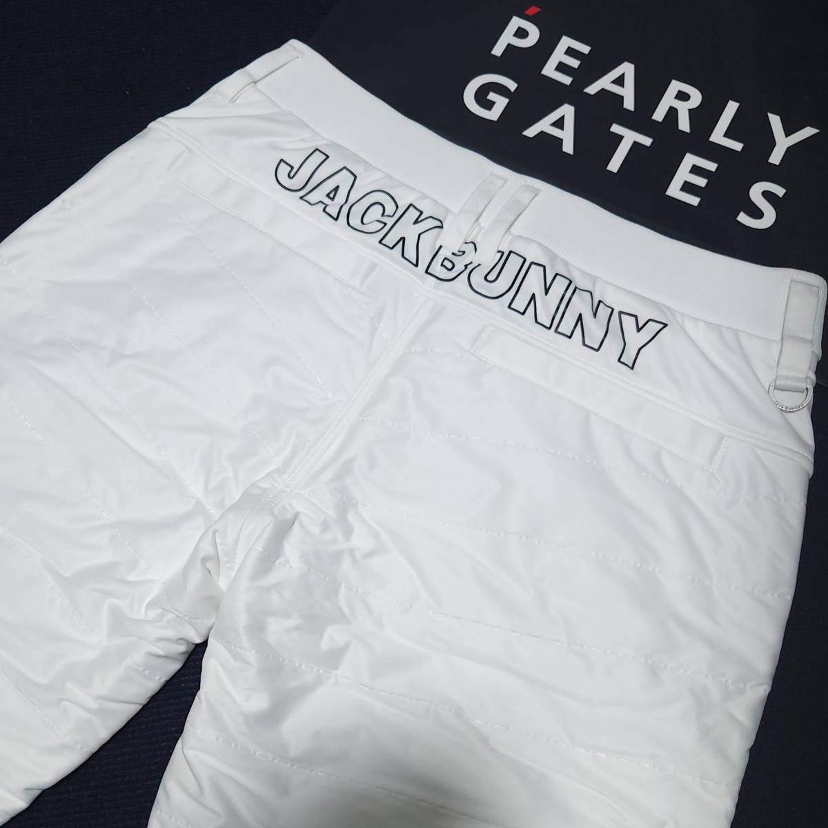 正規品　新品　PEARLY GATES　パーリーゲイツ　ジャックバニー　バックロゴ中綿パンツ　裏起毛　暖ったか　お洒落なロゴ　ホワイト　size4_画像1