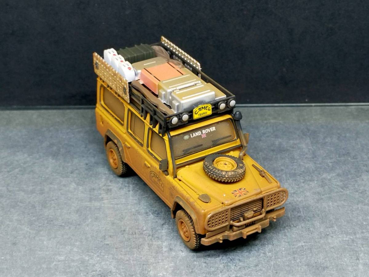 1/64 MINI GT 221 / Land Rover Defender 110 / 1989 Camel Trophy Winner Team UK / ランドローバー ディフェンダー_画像6