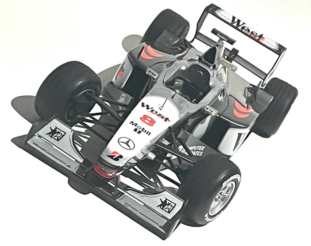 タミヤ1/20マクラーレンMP4/13　プラモデル完成品_画像9