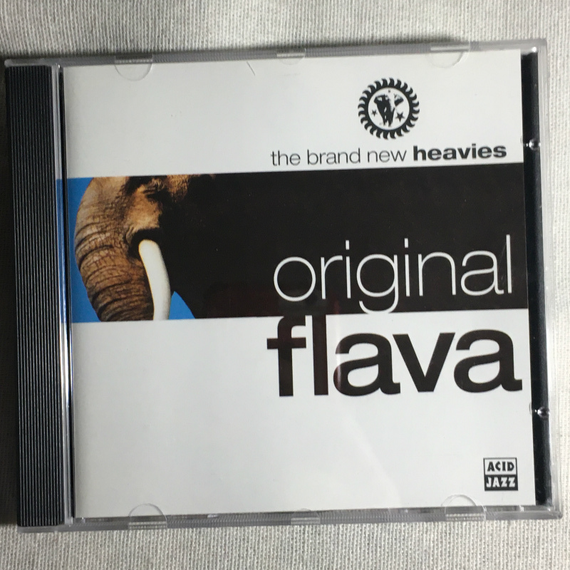 THE BRAND NEW HEAVIES「ORIGINAL FLAVA」＊未発だったデビュー曲「GOT TO GIVE」とライブ音源をコンパイルしたコンピレーションアルバム_画像1