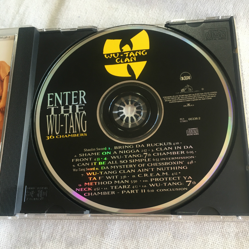 ★難あり　WU-TANG CLAN「ENTER THE WU-TANG（36 CHAMBERS）」＊ソフトケースでの保管につき裏ジャケ等にシワ・キズ・テープでの補修等あり_画像4