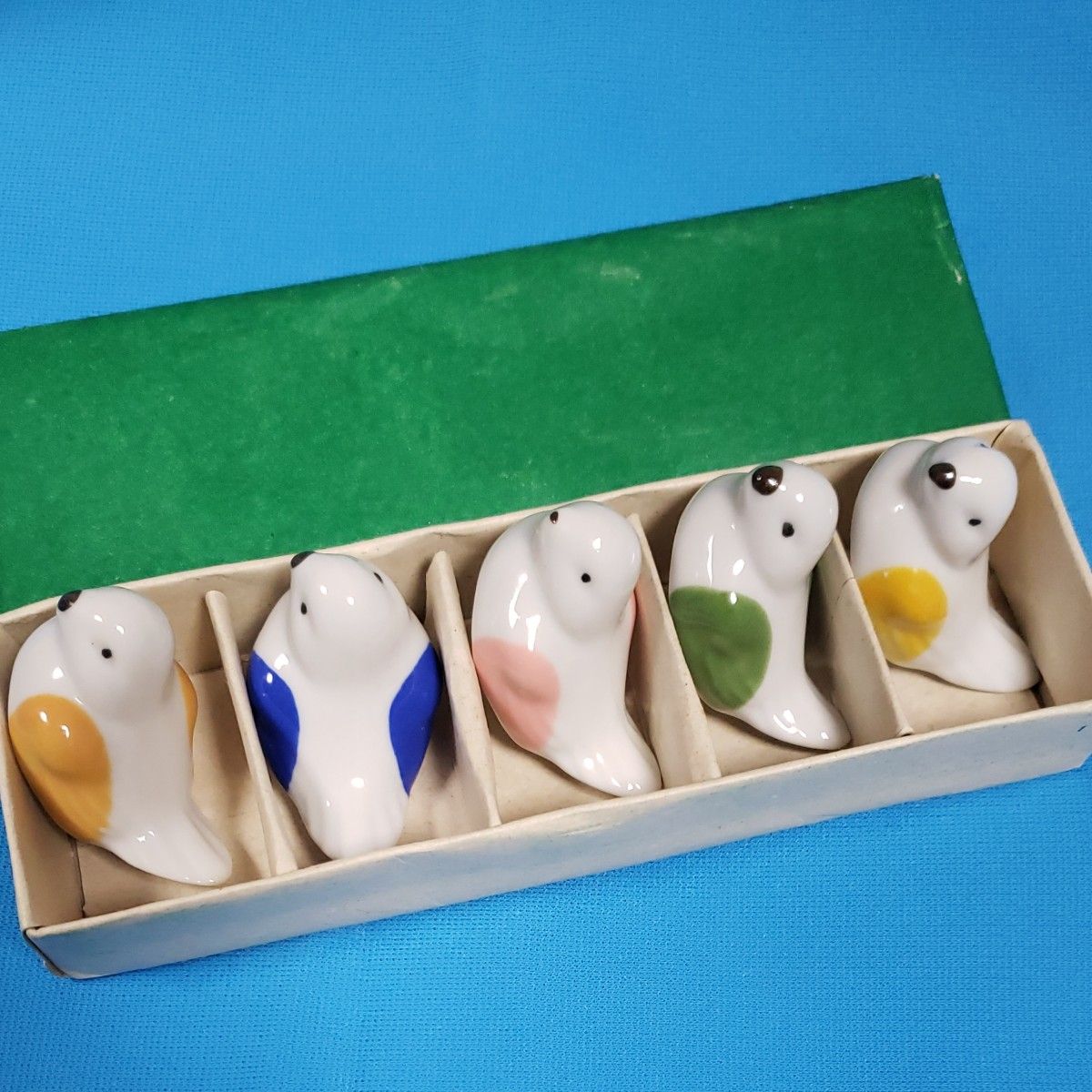 箸置 5個セット 鳥 バード 陶磁器 色付き やきもの 和食器 ピンク グリーン ブルー 黄色 カトラリー 器 箱付き 未使用