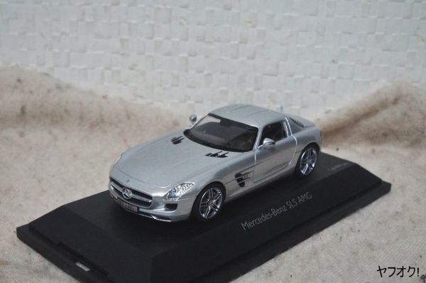 シュコー メルセデス ベンツ SLS AMG 1/43 ミニカー シルバー_画像1