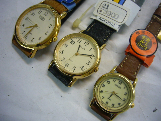 5　古い 未使用 腕時計 ３点 SUCCESS ALBA アルバ 長期保管品　SEIKO ALBA セイコー 　サクセス _画像4