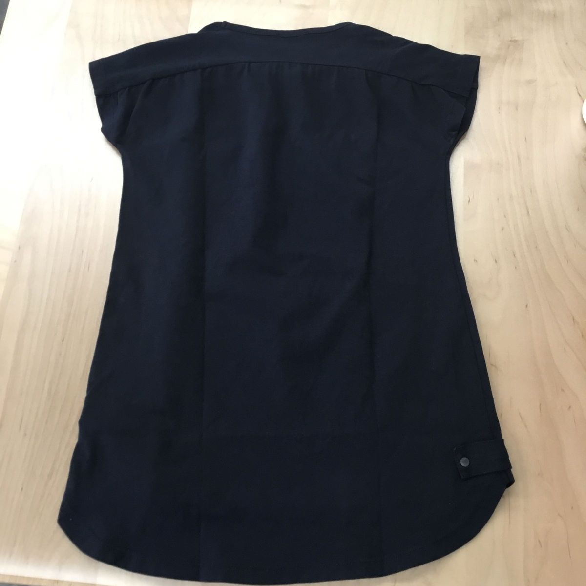 ARMANI JUNIOR アルマーニジュニア　半袖　Tシャツ　120cm 黒　紺