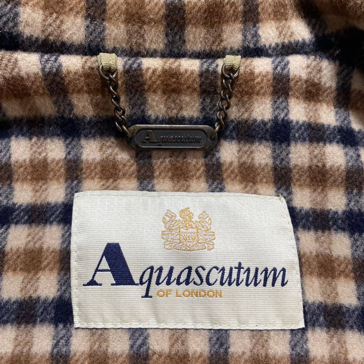 美品◎ アクアスキュータム 【最高級の逸品】 Aquascutum ダッフルコート ロング丈 クラブチェック 極上ウール トグル キャメル XL〜2XL位_画像7