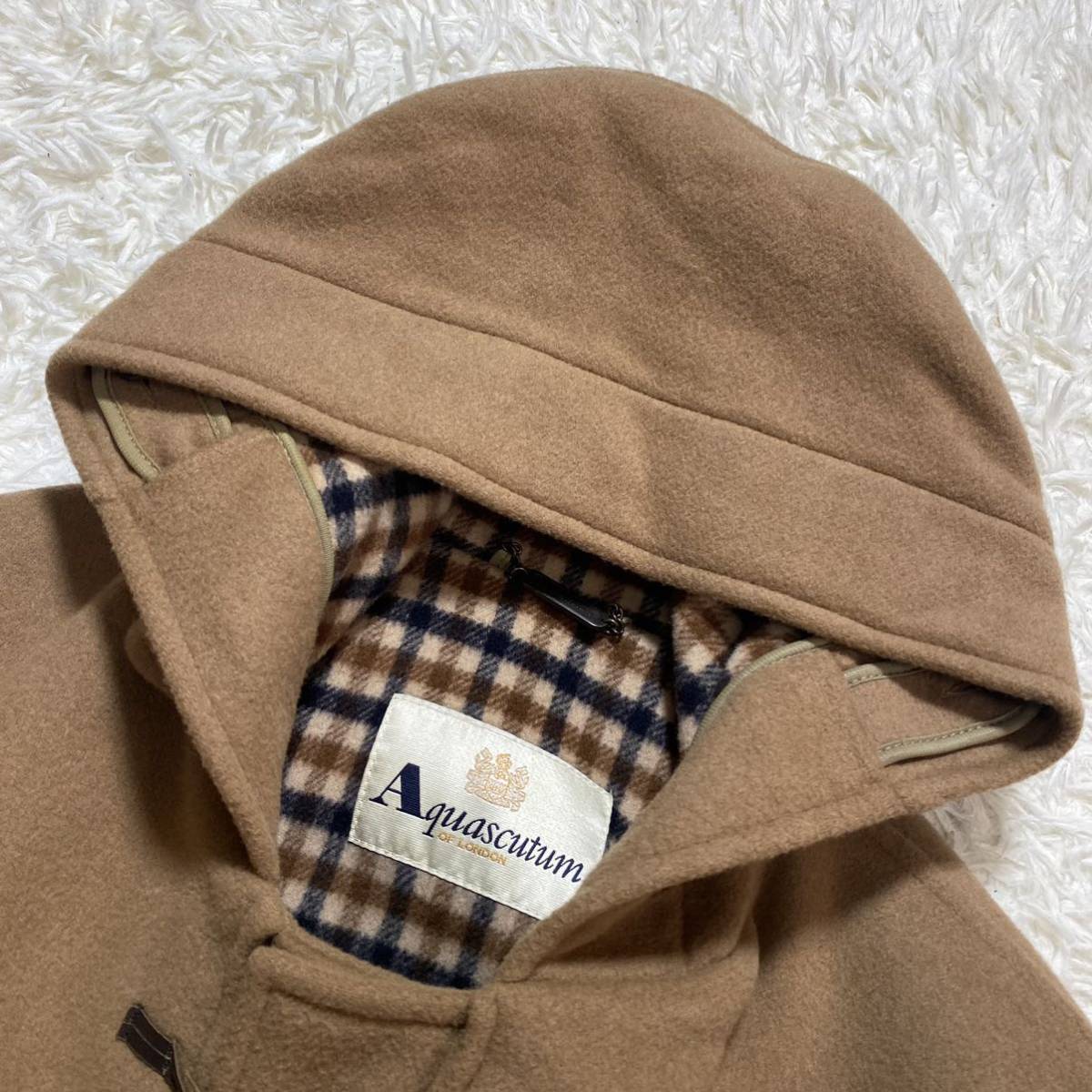 美品◎ アクアスキュータム 【最高級の逸品】 Aquascutum ダッフルコート ロング丈 クラブチェック 極上ウール トグル キャメル XL〜2XL位_画像5