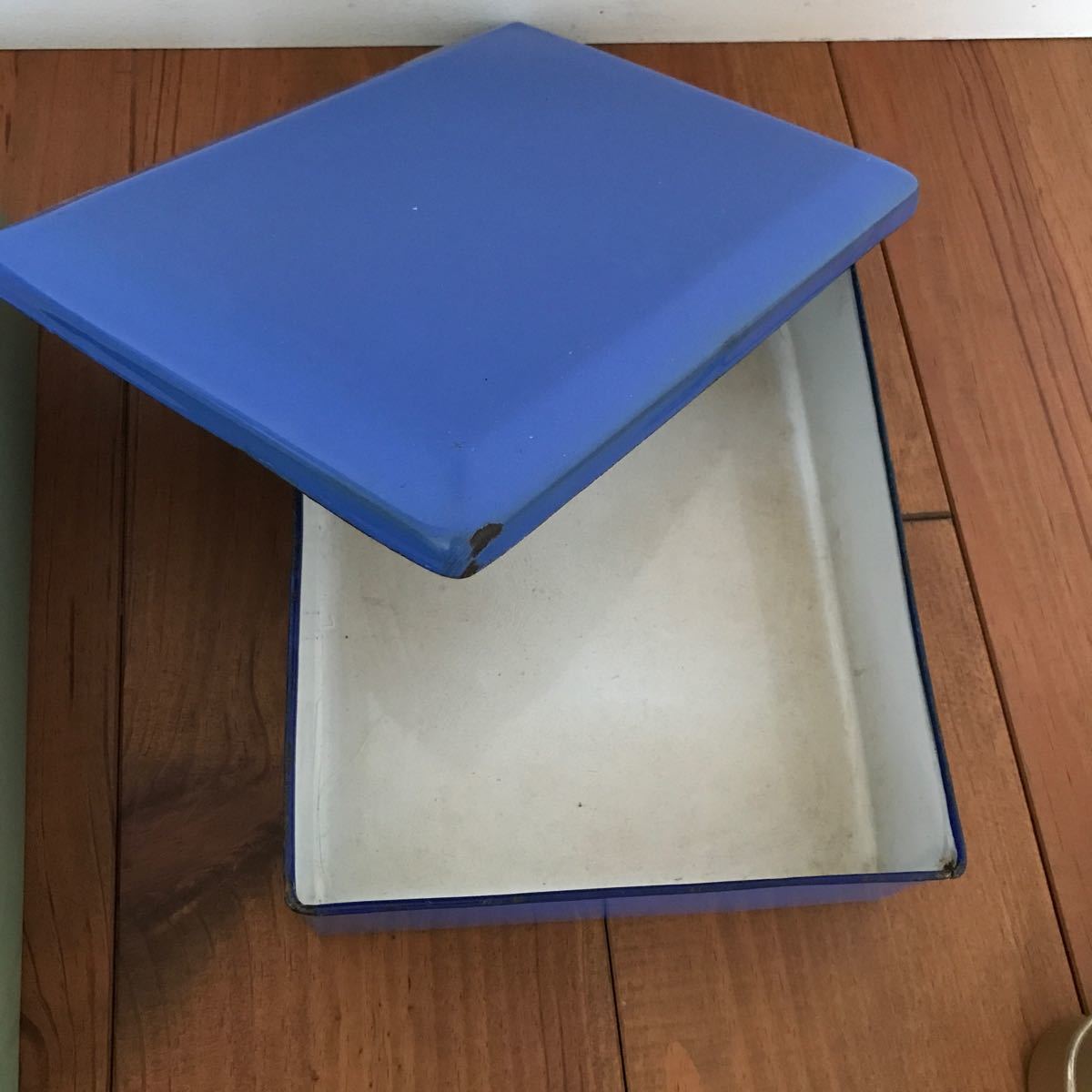  античный старый инструмент крышка имеется эмалированный товар эмаль сигнал low bat aluminium коробка для завтрака Showa Retro коробка для швейных принадлежностей Dokaben кухня смешанные товары смешанные товары продажа комплектом 