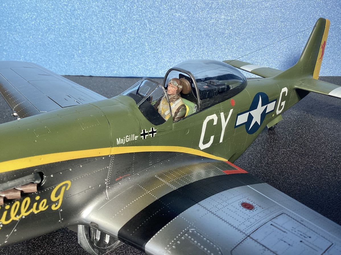 P-51Dムスタング　1/24 バンダイ　完成品　レア_画像2