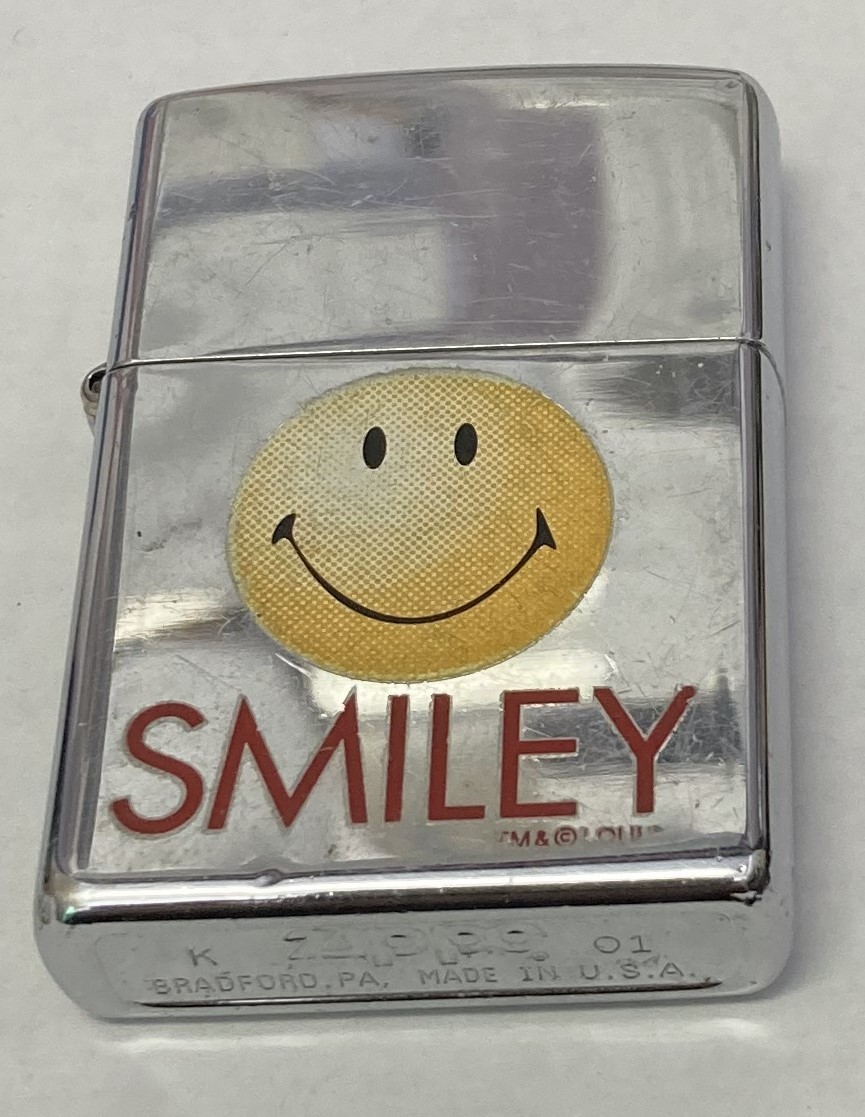 ZIPPO 「SMILEY TM& LOUFRANI スマイリー ニコニコ」 スマイル 笑顔 微笑み オイルライター ジッポー 廃番激レア_画像1