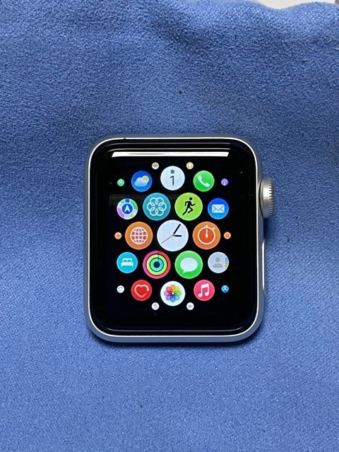 1円スタート☆ 新品同様 アップル Apple Watch Series 3 GPSモデル 38mm MTEY2J/A 本体のみ バッテリー100％☆ Y1_画像1