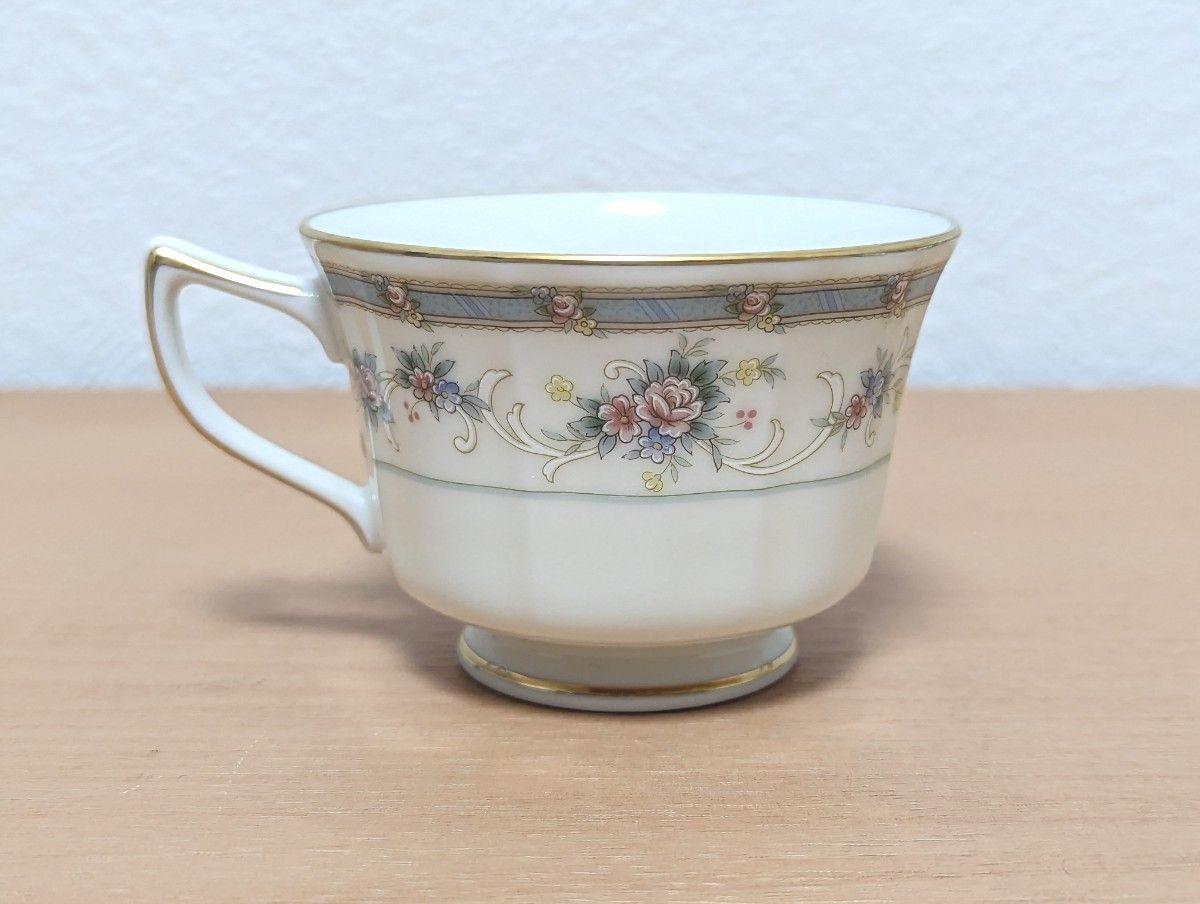 ノリタケ NORITAKE アイボリーチャイナ 碗皿ペアセット