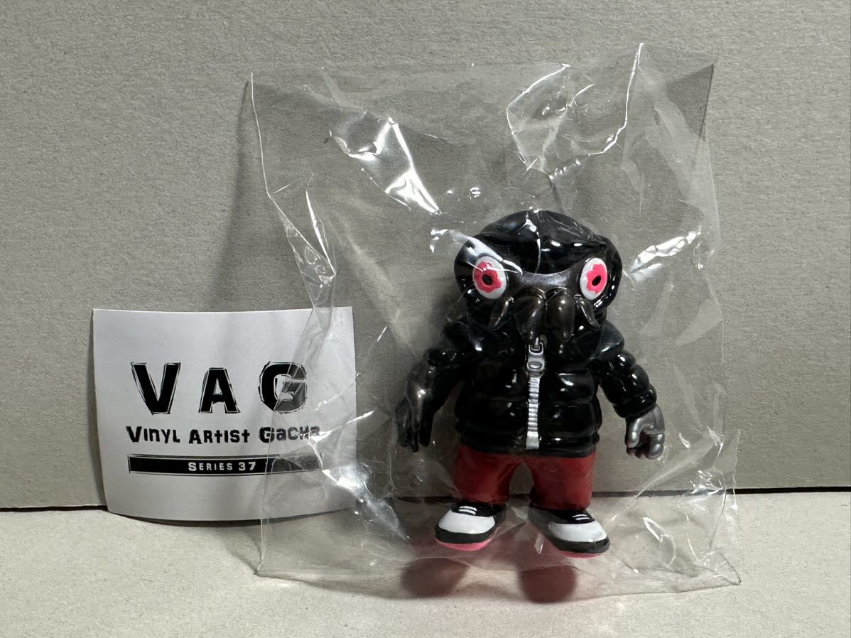 VAG GYAROMI クトゥルフオイド ブラック 黒 ★メディコムトイ ギャロミ ガチャポン ヤマシロヤ フィギュア ソフビ_画像1