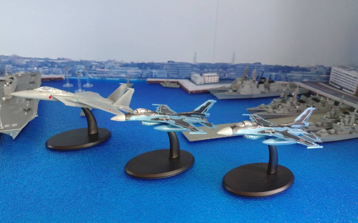 【3機セット】 UCC 陸・海・空 自衛隊コレクション F-2A ×2機　F-15J ×1機　1/200 スケール　航空ファン 監修 航空自衛隊 戦闘機_※背景のジオラマは付属致しません。