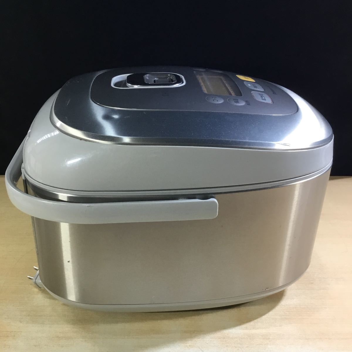 (120775G) Panasonic SR-HA182 IHジャー炊飯器 10合炊き 2009年製 炊飯器 中古品_画像8