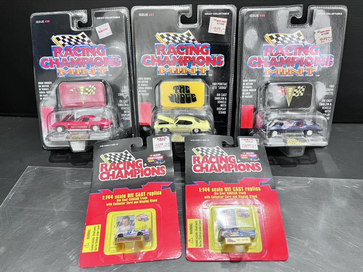 D(1208k6) 未開封 RACING CHAMPIONS MINT まとめ売り 1/62 1/144 ミニカー 車_画像1