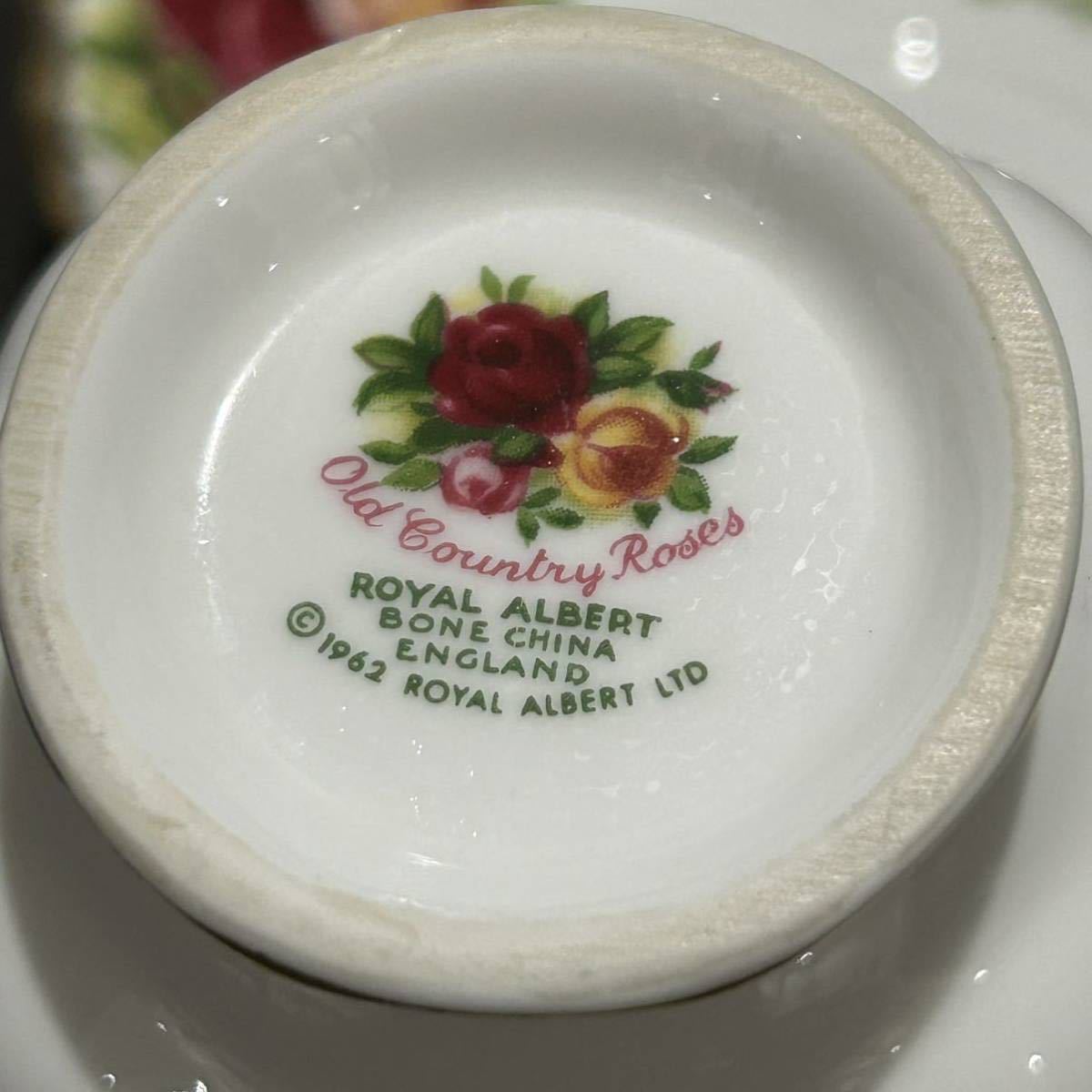 D(921d4) ROYAL ALBERT ロイヤルアルバート 1客 カップ&ソーサー 珈琲紅茶兼用 オールドカントリー ローズ_画像6