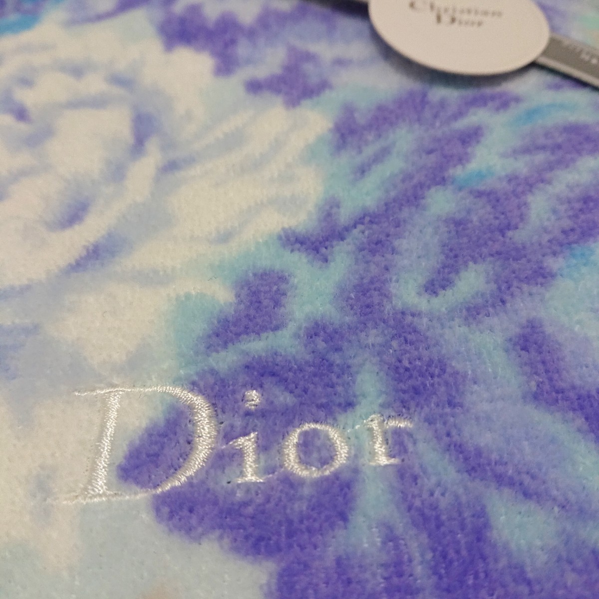 D(1214c2) ★未使用★ ブランド タオル マット まとめ 計5点 MCM / Christian Dior/イヴ サンローラン 等 バスタオル ブランケット 他 色々_画像4