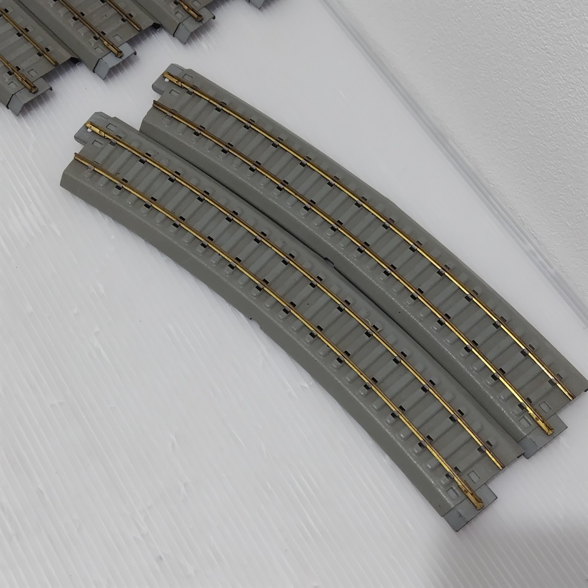 D(1228i2) まとめ売り KTM D.C.POWER PACK KP-12 列車 機関車 鉄道模型 /金属製レール HOゲージ 曲線×2 直線×10 ★ジャンク_画像9