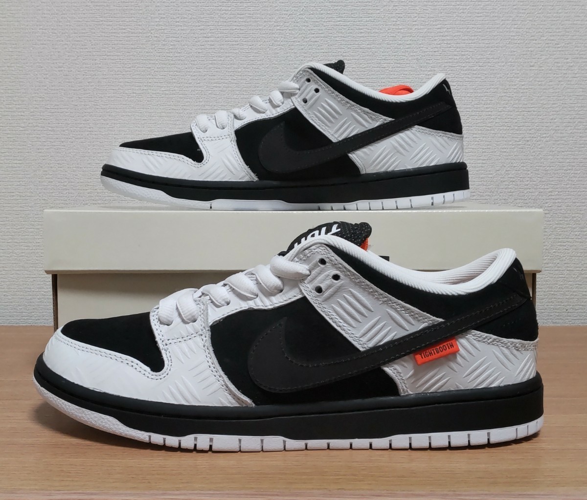 TIGHTBOOTH × Nike SB Dunk Low Pro QS Black and White 　27.5cm　タイトブース_画像3