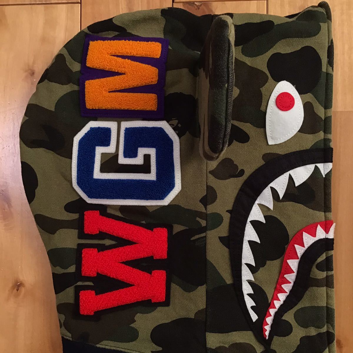 BE@R shark full zip hoodie Mサイズ ネイビー a bathing ape BAPE camo medicom toy シャーク パーカー ベアブリック エイプ ベイプ z127_画像3